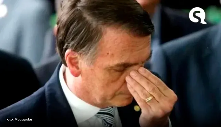 Os saques em dinheiro vivo nos cartões corporativos de Bolsonaro: veja os recibos