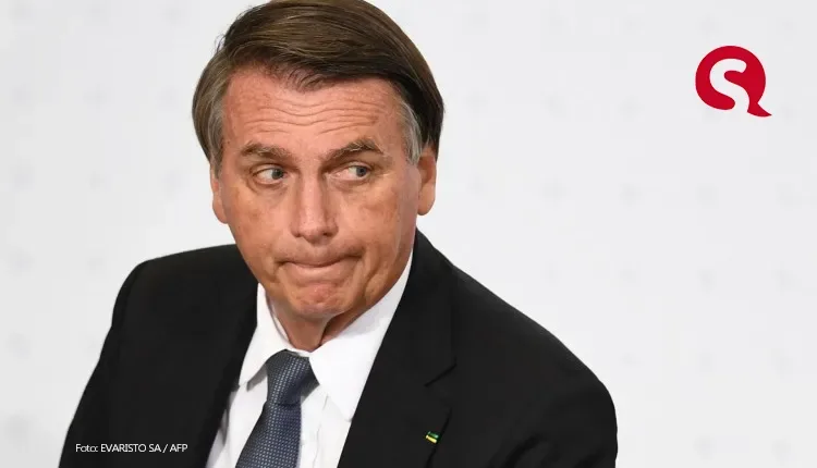 CGU derruba sigilo sobre cartão de vacina de Bolsonaro