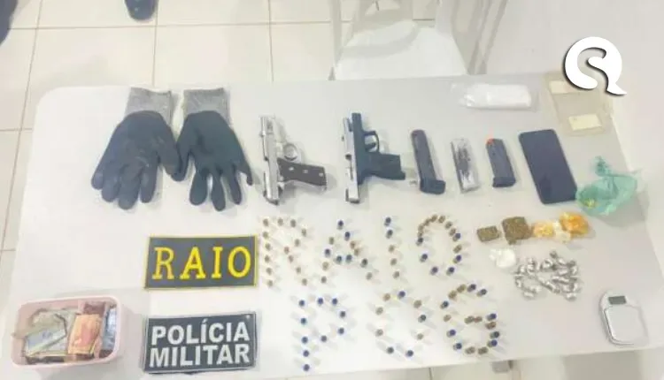 Trio de suspeitos é preso com armas, munições e drogas em Chaval