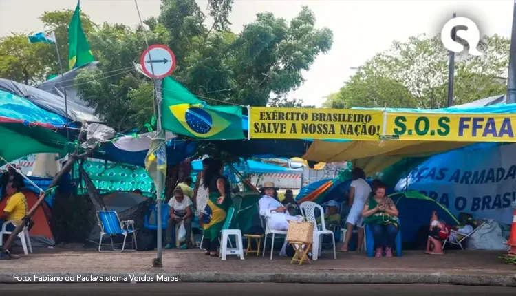 Justiça determina dissolução de acampamento golpista em Fortaleza e prisão dos participantes