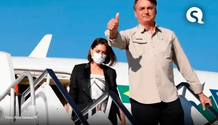 Após internação, Bolsonaro pretende antecipar volta ao Brasil