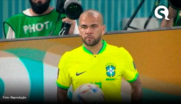 Jogador Dani Alves é detido na Espanha