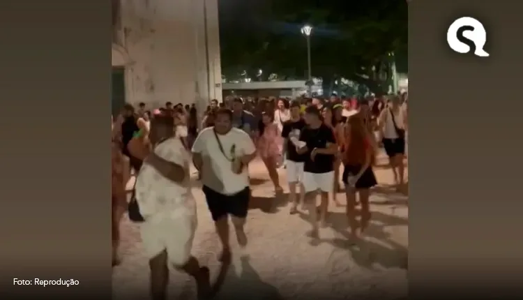 Guarda Municipal dispersa foliões em festa de pré-carnaval não oficial da Prefeitura de Fortaleza