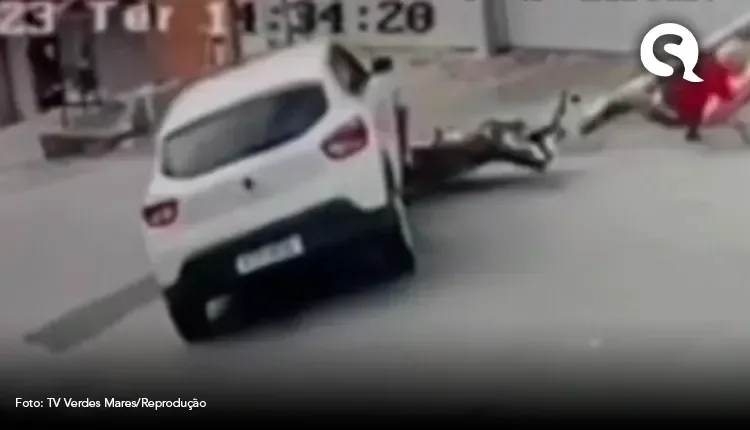 Motorista reage a assalto e joga carro contra criminoso no Ceará
