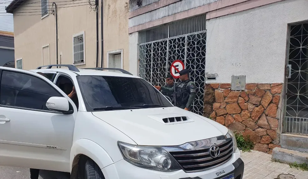Empresário suspeito de agredir homem com deficiência em Sobral, disse que: “a casa estava desocupada e com placa de vende-se”