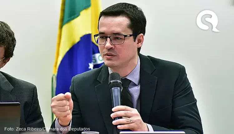 Após ter mandato cassado, Deltan Dallagnol monta gabinete de crise durante a madrugada