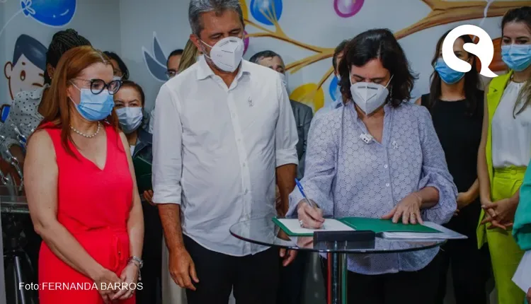 Ministra Nísia Trindade destina mais de R$ 300 milhões para a Saúde do Ceará