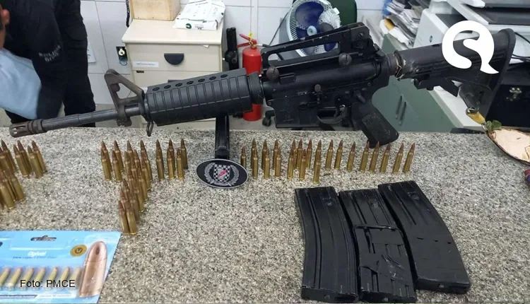 PMCE apreende fuzil, pistola, munições e colete após troca de tiros em Itapipoca