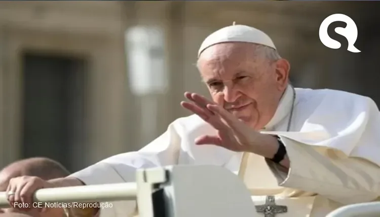 Papa Francisco dá entrada em hospital para exames dias após ter febre