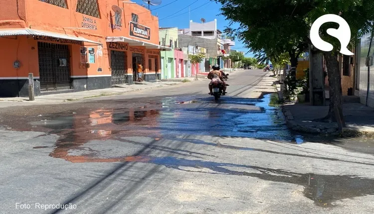 Mulher tem doença agravada após vazamento de esgoto em sua residência em Sobral