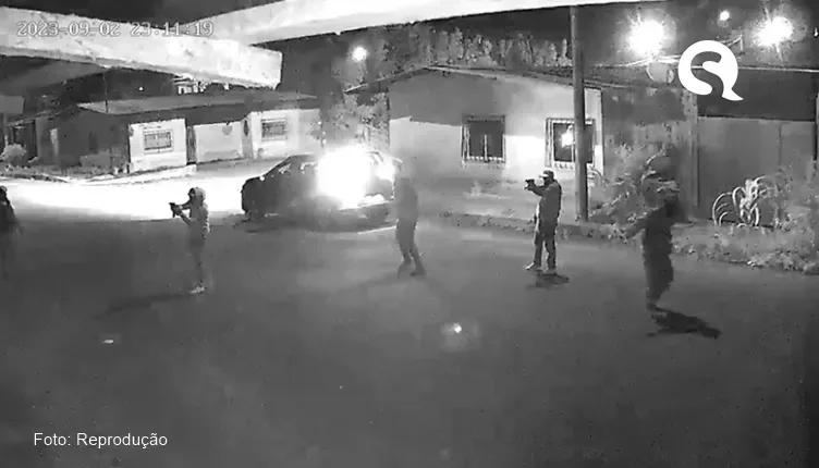 Bandido esquece de jogar granada e artefato explode no carro de fuga: 4 morreram