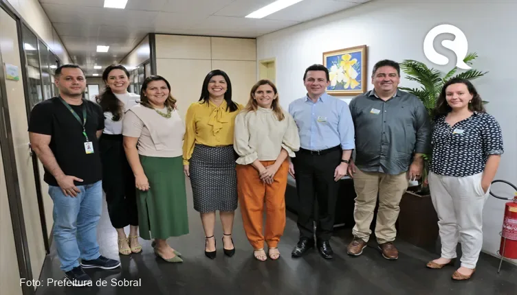 Secretaria da Educação de Sobral e Governo do Estado realizam reunião para discutir projeto Sobral 100% Educação Integral