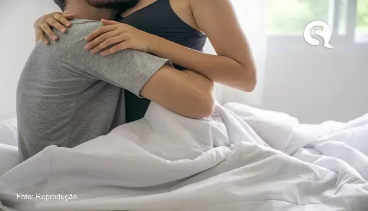 Pessoas graduadas na faculdade fazem sexo melhor, revela estudo