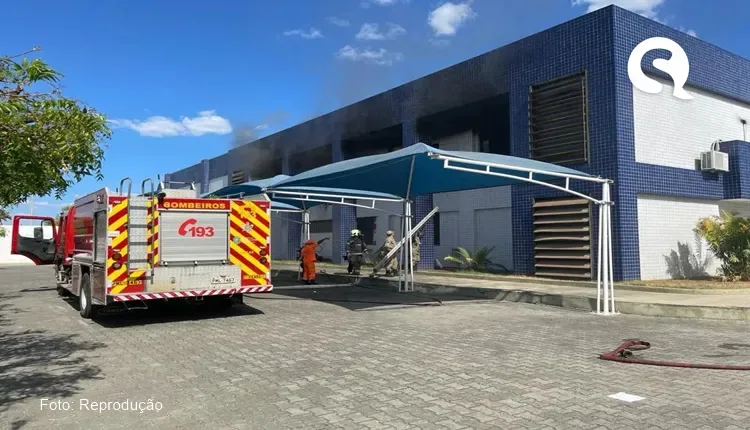 Incêndio é registrado no prédio da Receita Federal, em Sobral