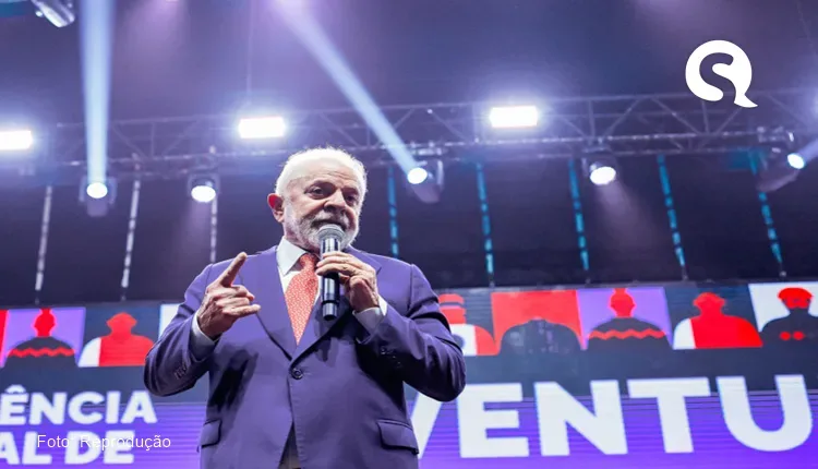 ‘Pela primeira vez conseguimos colocar um comunista no STF’ diz Lula sobre indicação de Dino