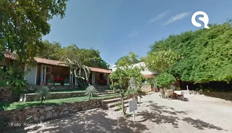 Casal de turistas é expulso de bar após homem agredir a esposa em Jericoacoara, no Ceará