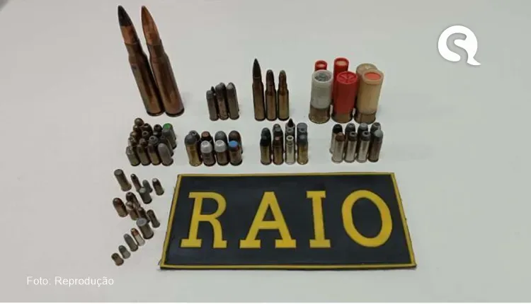 PMCE apreende arma, munições e drogas em ações distintas na cidade de Sobral