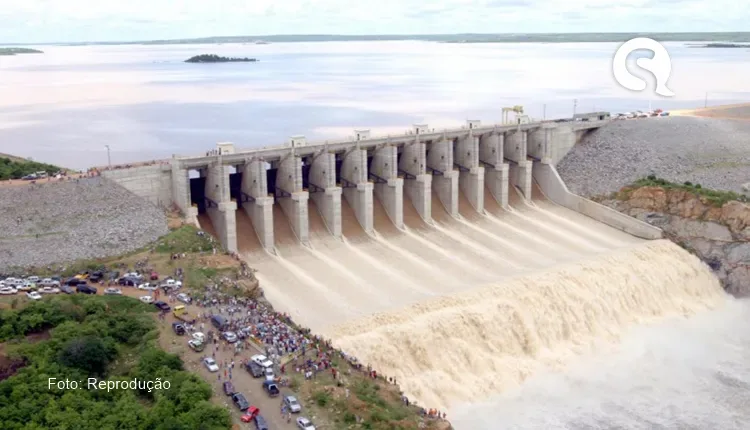Sobe para 15 o número de açudes sangrando no Ceará