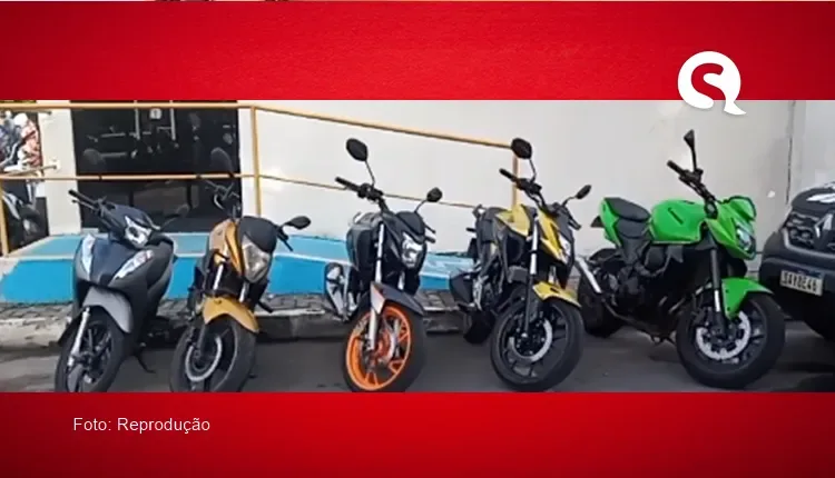 PC-CE apreende 5 veículos, drogas e prende 7 indivíduos no bairro Sinhá Saboia