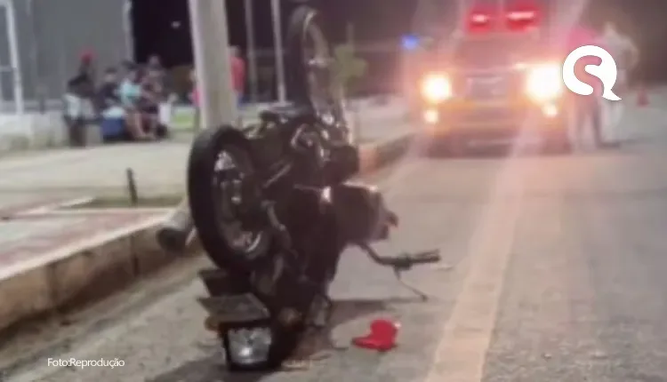 Criança morre após moto em que estava com a mãe bater na traseira de carro em Moraújo