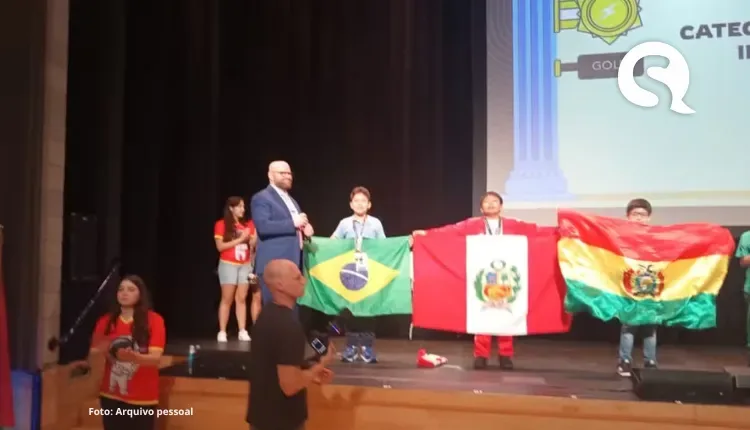 Cearense de 10 anos ganha medalha de ouro em Olimpíada de Matemática em Nova York; conheça a história do estudante