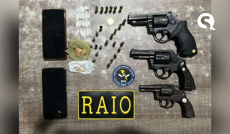 Polícia Militar captura trio com drogas, armas e munições em Itarema