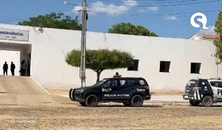 Três pessoas são baleadas em atentado dentro de casa em Varjota