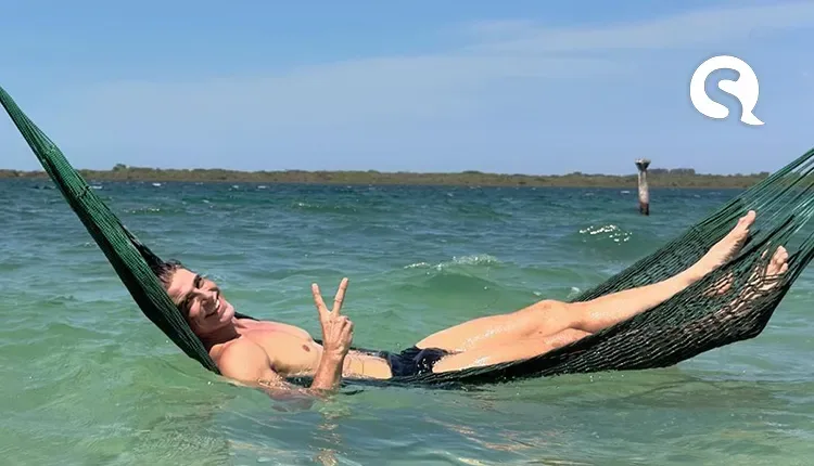 Reynaldo Gianecchini aproveita férias em Jericoacoara, no Ceará