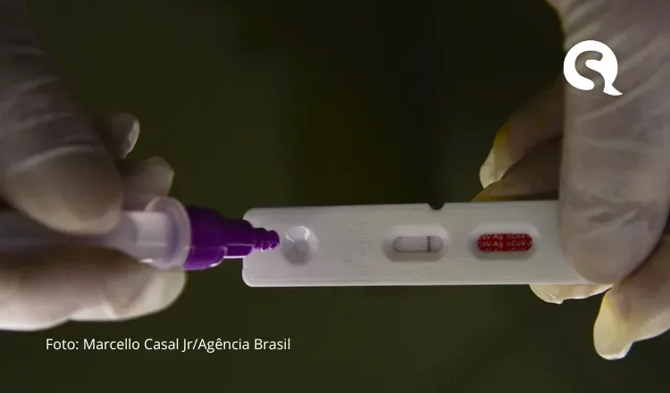 Nova variante da Covid-19, monitorada pela OMS, é identificada em três estados do Brasil