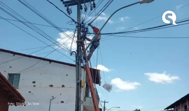 MP do Ceará pede na Justiça retirada de postes de energia elétrica instalados irregularmente em vias e praças do município de Marco