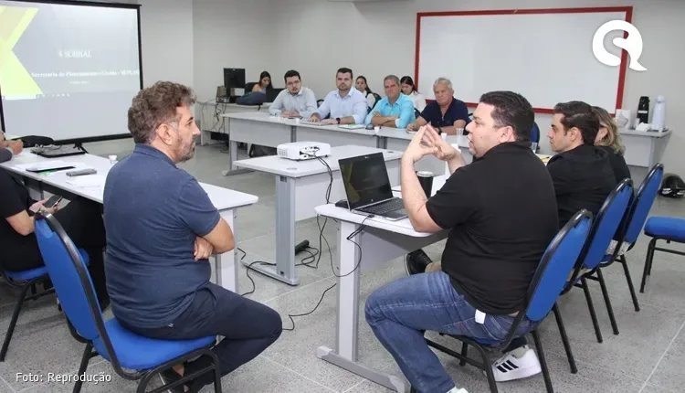 Equipes de transição de Sobral realizam primeira reunião para garantir continuidade dos serviços públicos