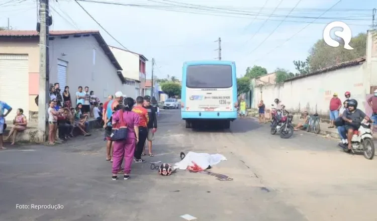 Acidente fatal entre moto e ônibus deixa uma vítima em Nova Russas