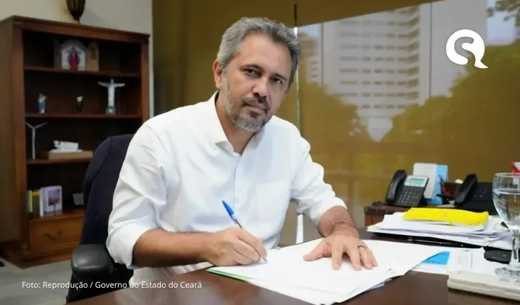 Elmano anuncia que salários de servidores estaduais do Ceará serão depositados antes do Carnaval