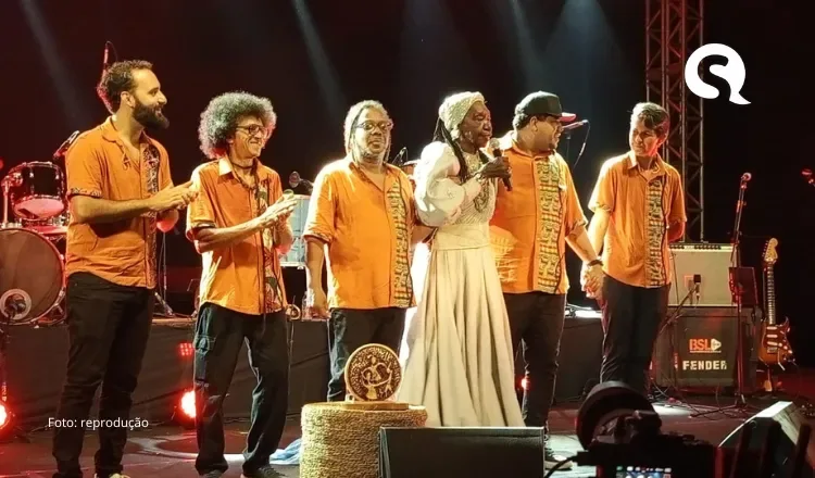 Edição especial de 15 anos do Festival Choro Jazz foi encerrada ao som da homenageada Lia de Itamaracá, na madrugada desta segunda, em Jeri, com muita emoção e a força feminina na cultura popular