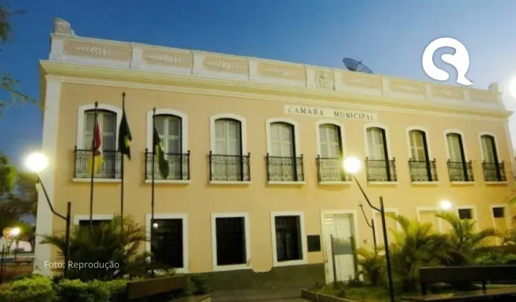 Com voto de todos os vereadores, Câmara de Sobral revoga Taxa do Lixo