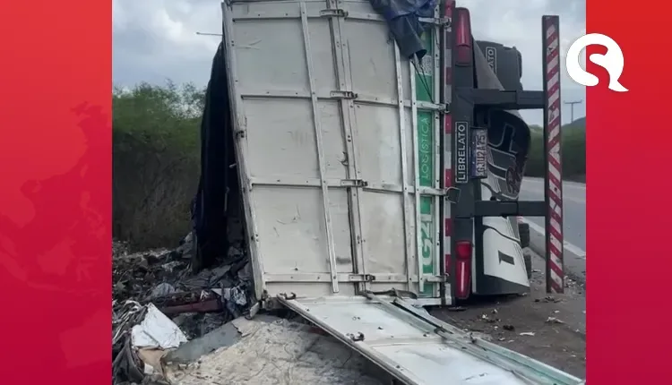 Acidente: carreta com carregamento de ferro tomba em Forquilha, no interior do Ceará