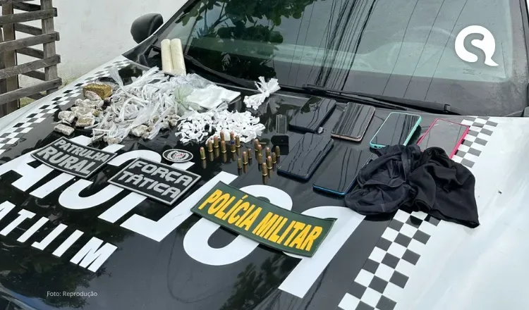 PMCE captura quarteto com munições e drogas em Itapipoca
