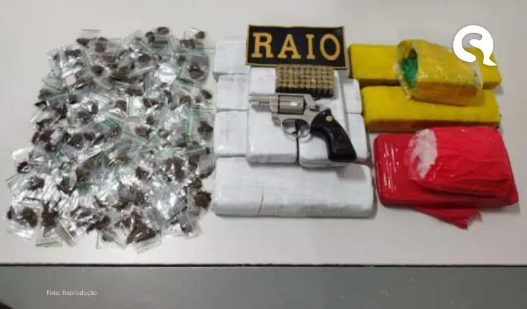 PMCE apreende mais de 7kg de drogas e arma de fogo em Sobral