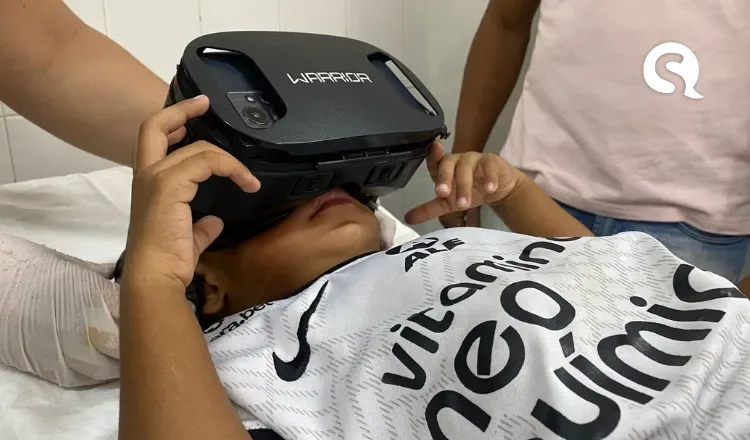 Santa Casa de Sobral utiliza óculos de realidade virtual como recurso terapêutico para crianças no ambulatório de traumato-ortopedia