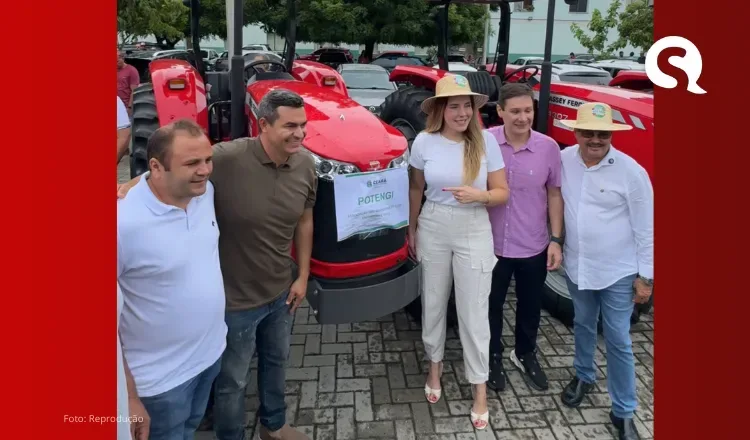 Jade Romero realiza entrega de tratores e implementos para fortalecer a agricultura familiar no Ceará