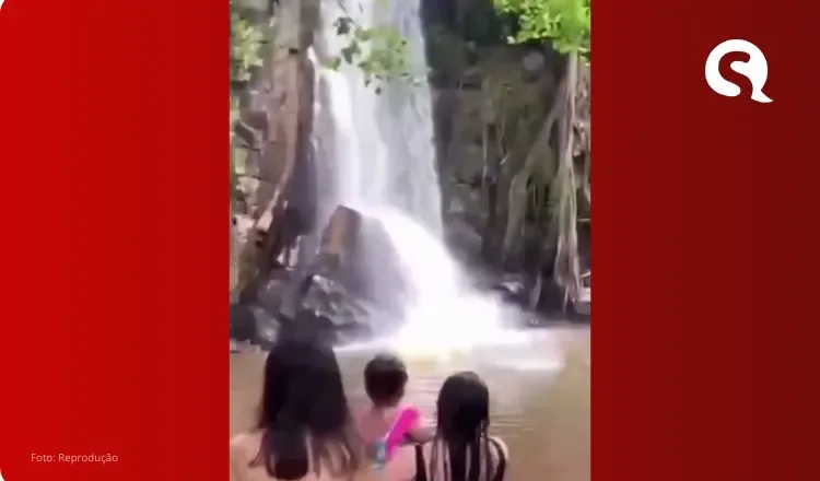 Mulher fica gravemente ferida após cair de cachoeira em Viçosa do Ceará