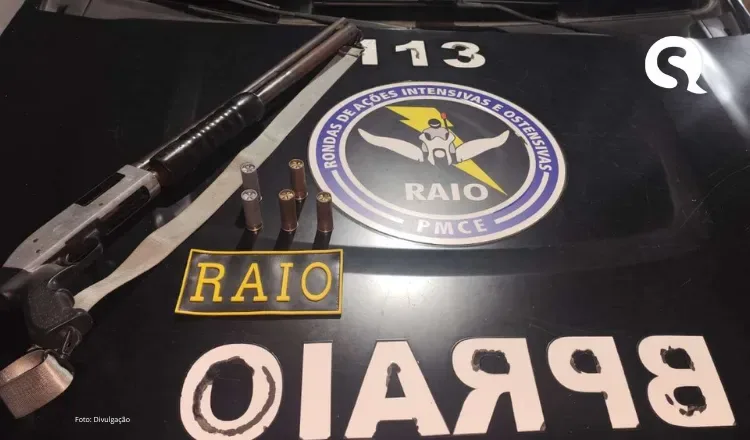 Suspeito é preso pela Polícia Militar com espingarda e munições em Itapipoca