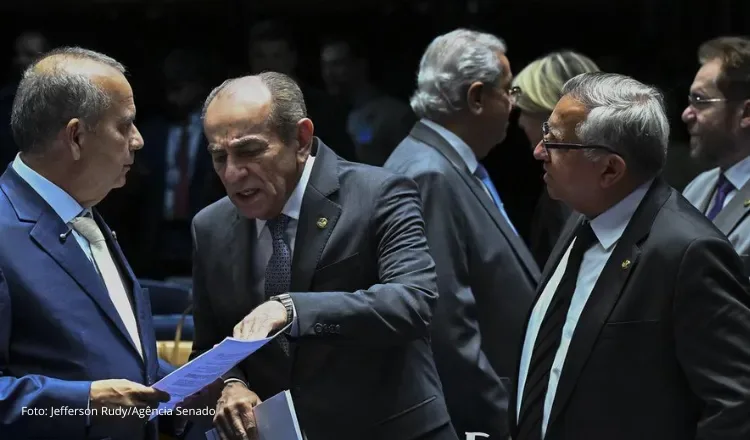 CCJ deve votar Código Eleitoral com pena menor para fake news e redução em quarentena