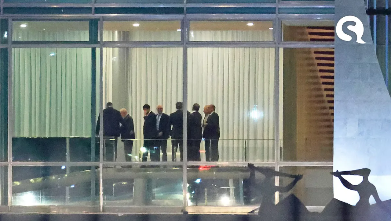 Lula recebe ministros do STF em jantar no alvorada em apoio a Moraes