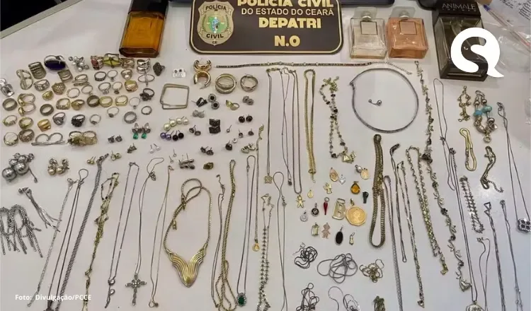 Mulher é presa após furtar mais de R$ 100 mil em joias e relógios de casa de idoso
