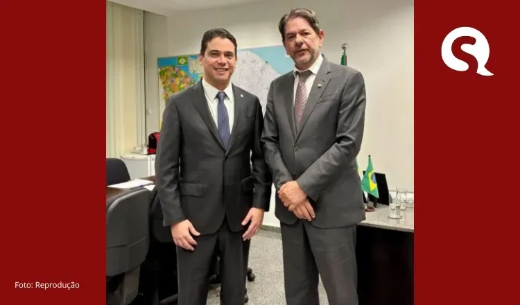 Júnior Mano avança na pré-candidatura ao Senado com apoio de Cid Gomes