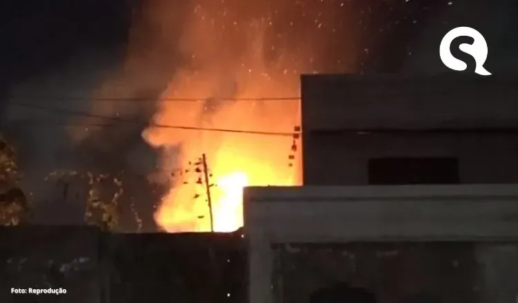 Incêndio é registrado em galpão de padaria industrial em Maracanaú, no Ceará