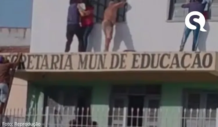 Aulas são suspensas em Chaval após desabamento do teto da Secretaria de Educação