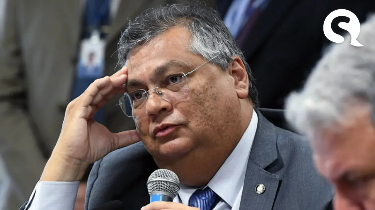 Senadores protocolam pedido de impeachment contra Flávio Dino