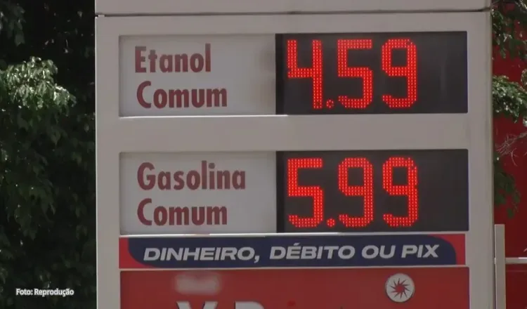 Ceará adere a subvenção de R$ 1,20 no diesel